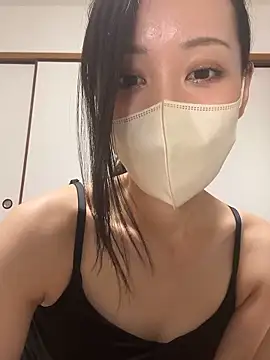Snapshot of yui__yuichan chatting on 07/06/26, 10:12 yui yuichan online show from 07/06/26, 10:12