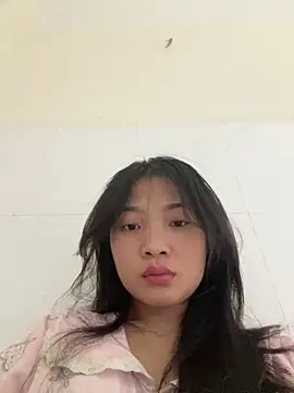 Lyn-be99 online show from 02/21/26, 02:12