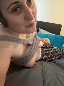 Tiara XOX online show from 02/25/26, 11:20