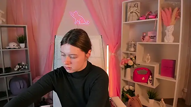 CelestineMauriac online show from 02/09/26, 05:28