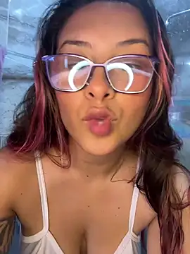 SOPHIIE LUX  online show from 02/14/26, 07:43