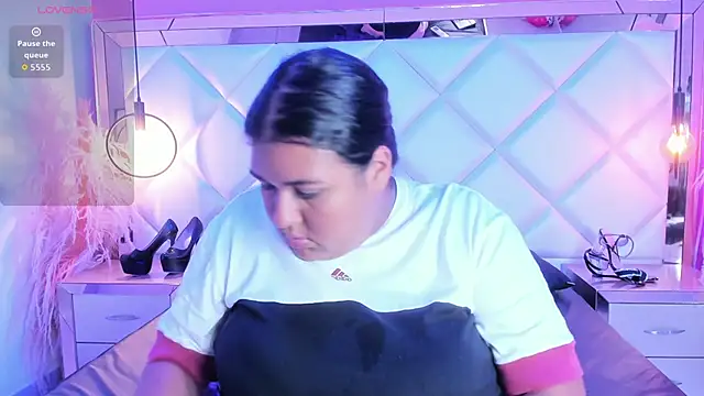 Dojaaiisha online show from 04/08/26, 10:54