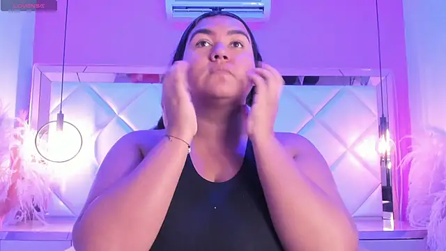 Dojaaiisha online show from 04/14/26, 01:00