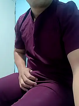 Snapshot of Ryzca chatting on 03/29/26, 01:33 Ryzca online show from 03/29/26, 01:33