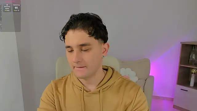 Snapshot of Massimo_Fiore chatting on 02/06/26, 11:08 Massimo Fiore online show from 02/06/26, 11:08