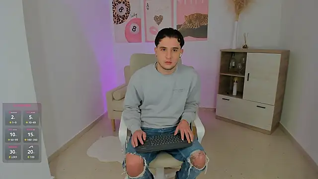 Snapshot of Massimo_Fiore chatting on 02/20/26, 01:57 Massimo Fiore online show from 02/20/26, 01:57