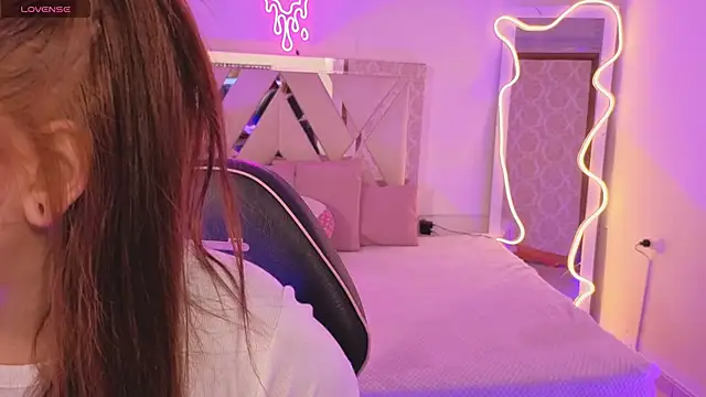 SABRIINA TAY online show from 03/13/26, 11:28