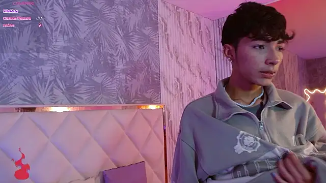 Snapshot of osamu_tay chatting on 02/17/26, 07:20 osamu tay online show from 02/17/26, 07:20