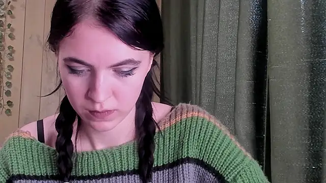 reze daisies online show from 04/19/26, 10:25