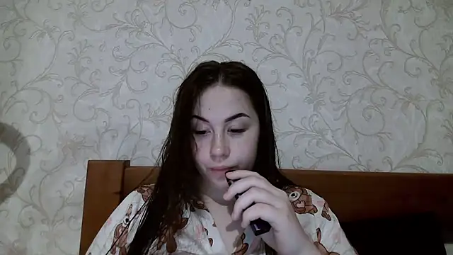 NoirAngel  online show from 02/18/26, 09:22