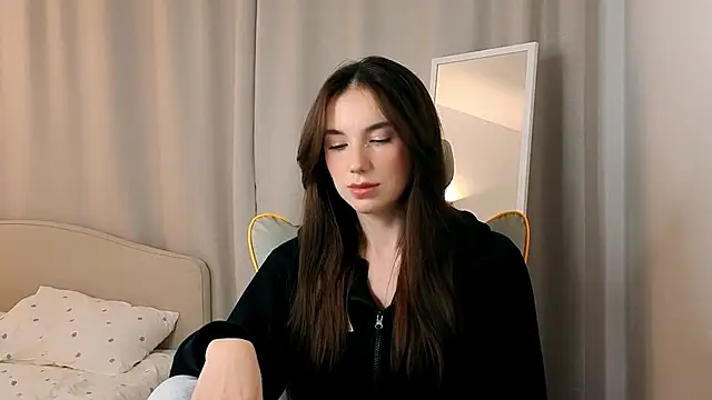 ssandralovin online show from 02/16/26, 07:54