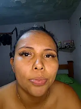Snapshot of Daniela_Cruz_ chatting on 04/11/26, 06:45 Daniela Cruz online show from 04/11/26, 06:45