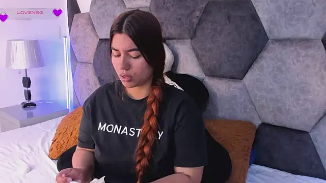 DulceJones online show from 02/26/26, 08:41