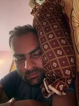 Snapshot of hardlysuck chatting on 03/06/26, 08:55 hardlysuck online show from 03/06/26, 08:55