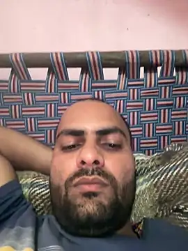 Snapshot of hardlysuck chatting on 03/11/26, 07:58 hardlysuck online show from 03/11/26, 07:58