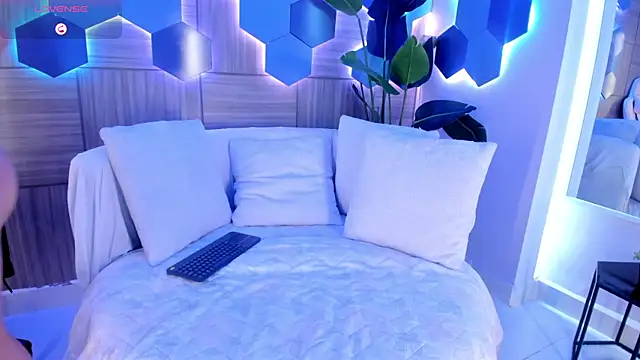 KatyaKozlov online show from 02/13/26, 07:54