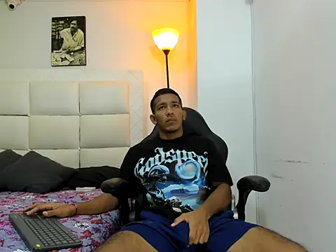 ricky spensar23cm  online show from 02/12/26, 02:06