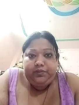 Snapshot of Samaira_Juicy143 chatting on 04/23/26, 05:04 Samaira Juicy143 online show from 04/23/26, 05:04