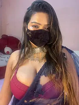 Snapshot of Samaira_Juicy143 chatting on 04/28/26, 05:07 Samaira Juicy143 online show from 04/28/26, 05:07