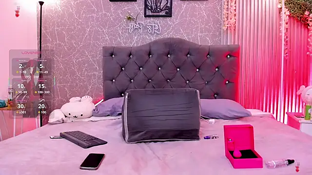 lana gill1 online show from 04/04/26, 04:37