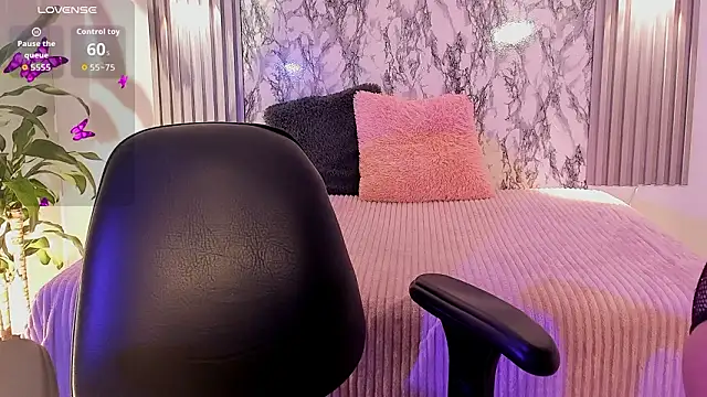 ChloeeMasonn online show from 02/20/26, 11:00