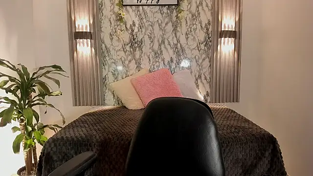 Snapshot of ChloeeMasonn chatting on 05/07/26, 11:04 ChloeeMasonn online show from 05/07/26, 11:04