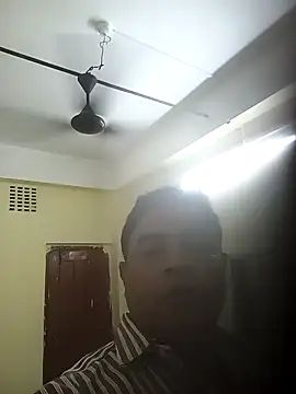 Snapshot of deshilnd chatting on 04/02/26, 03:31 deshilnd online show from 04/02/26, 03:31