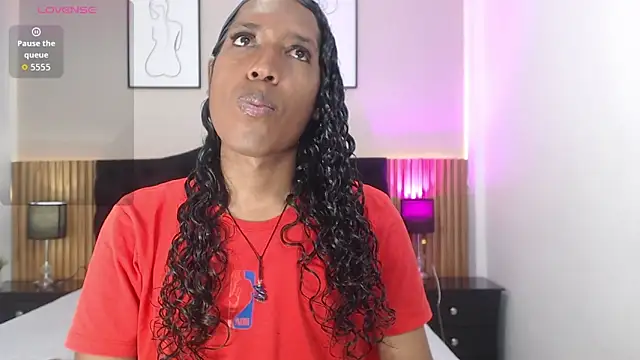 Snapshot of Mia_kheleer chatting on 02/17/26, 04:46 Mia kheleer online show from 02/17/26, 04:46