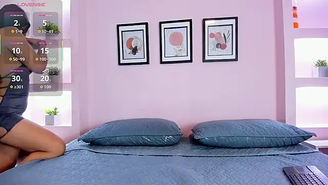 Sophia Salem online show from 02/05/26, 11:59