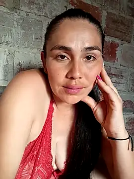 Snapshot of indecent_mother chatting on 03/12/26, 09:43 indecent mother online show from 03/12/26, 09:43