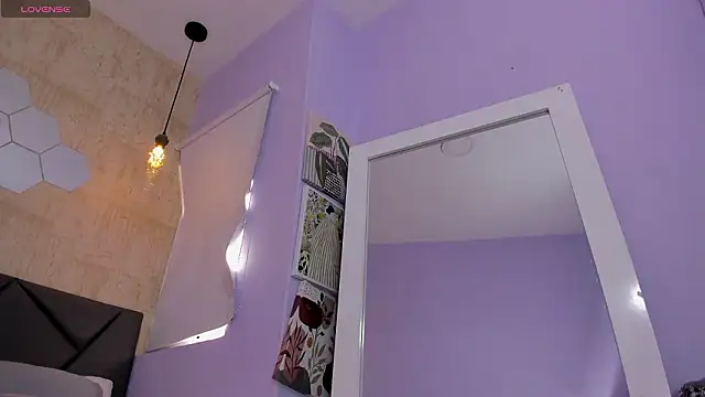 Snapshot of Naomy-lopez chatting on 03/02/26, 07:54 Naomy-lopez online show from 03/02/26, 07:54