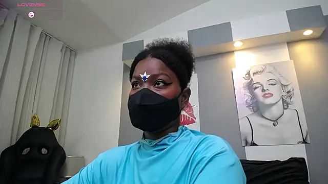 kavya suri  online show from 02/11/26, 06:57