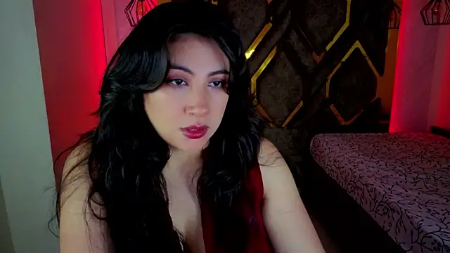 Luvienne online show from 02/09/26, 07:29