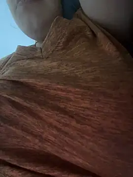 Snapshot of Puka2001 chatting on 03/24/26, 04:01 Puka2001 online show from 03/24/26, 04:01