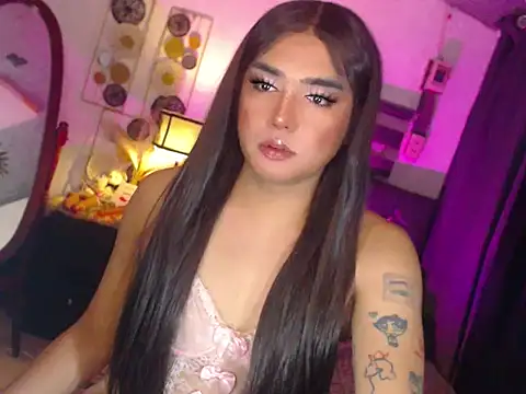 Snapshot of Katezorah chatting on 02/07/26, 06:11 Katezorah online show from 02/07/26, 06:11