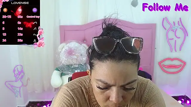 Steixy cute online show from 03/17/26, 09:40