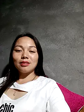 Snapshot of Rose-222 chatting on 02/12/26, 02:34 Rose-222 online show from 02/12/26, 02:34