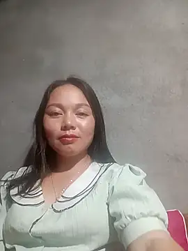 Snapshot of Rose-222 chatting on 02/17/26, 03:19 Rose-222 online show from 02/17/26, 03:19