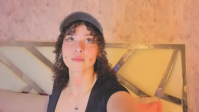 Snapshot of Benny_and_Mark chatting on 04/07/26, 03:51 Benny and Mark online show from 04/07/26, 03:51