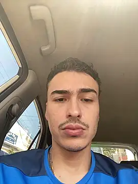 Snapshot of vanilla_Kush chatting on 02/05/26, 04:44 vanilla Kush online show from 02/05/26, 04:44