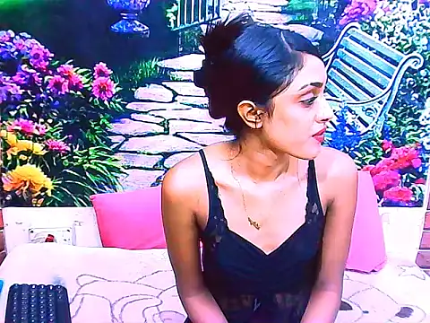 Snapshot of IndianPretty14u2Luv chatting on 04/17/26, 09:45 IndianPretty14u2Luv online show from 04/17/26, 09:45