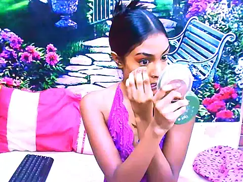 Snapshot of IndianPretty14u2Luv chatting on 04/18/26, 07:07 IndianPretty14u2Luv online show from 04/18/26, 07:07