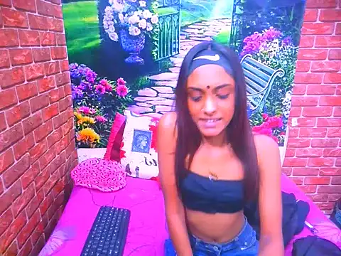 Snapshot of IndianPretty14u2Luv chatting on 06/15/26, 05:09 IndianPretty14u2Luv online show from 06/15/26, 05:09