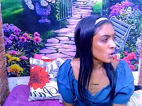 Snapshot of IndianPretty14u2Luv chatting on 07/04/26, 05:13 IndianPretty14u2Luv online show from 07/04/26, 05:13
