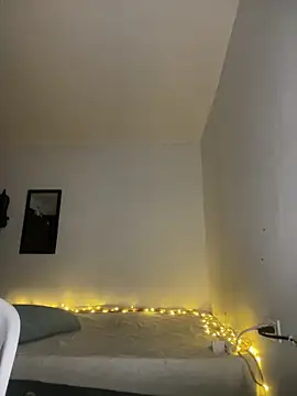 Snapshot of Maximuz1920 chatting on 03/27/26, 10:09 Maximuz1920 online show from 03/27/26, 10:09