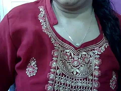 Cute Aliyaa online show from 03/27/26, 12:38