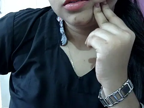 Snapshot of Cute_Aliyaa chatting on 04/26/26, 11:52 Cute Aliyaa online show from 04/26/26, 11:52
