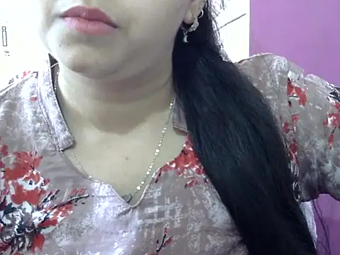 Snapshot of Cute_Aliyaa chatting on 04/30/26, 09:48 Cute Aliyaa online show from 04/30/26, 09:48