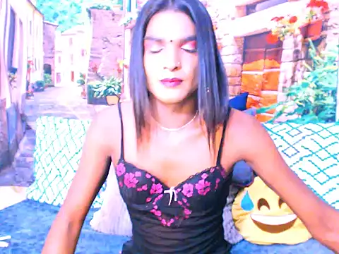 Snapshot of spicybarbie chatting on 02/12/26, 06:25 spicybarbie online show from 02/12/26, 06:25