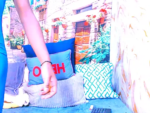 Snapshot of spicybarbie chatting on 02/17/26, 06:03 spicybarbie online show from 02/17/26, 06:03